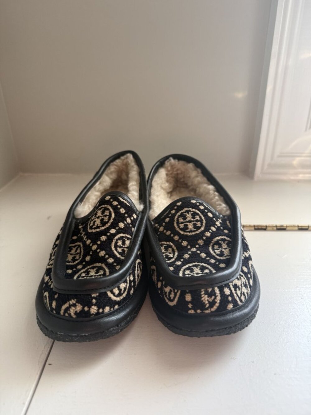 NEW Tory Burch T Monogram Buddy Shearling Loafer Black Size US 5 $298 [jb] - Picture 7 of 12
